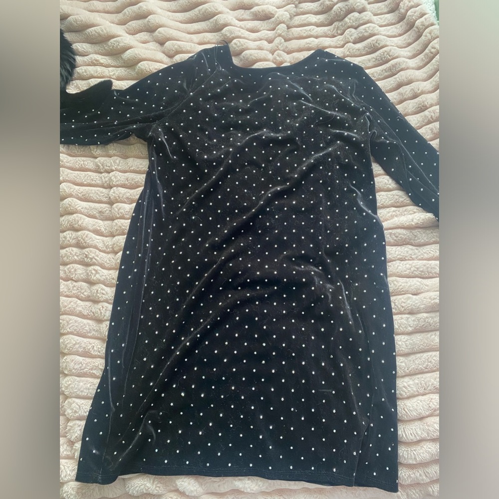 Plus size black dress